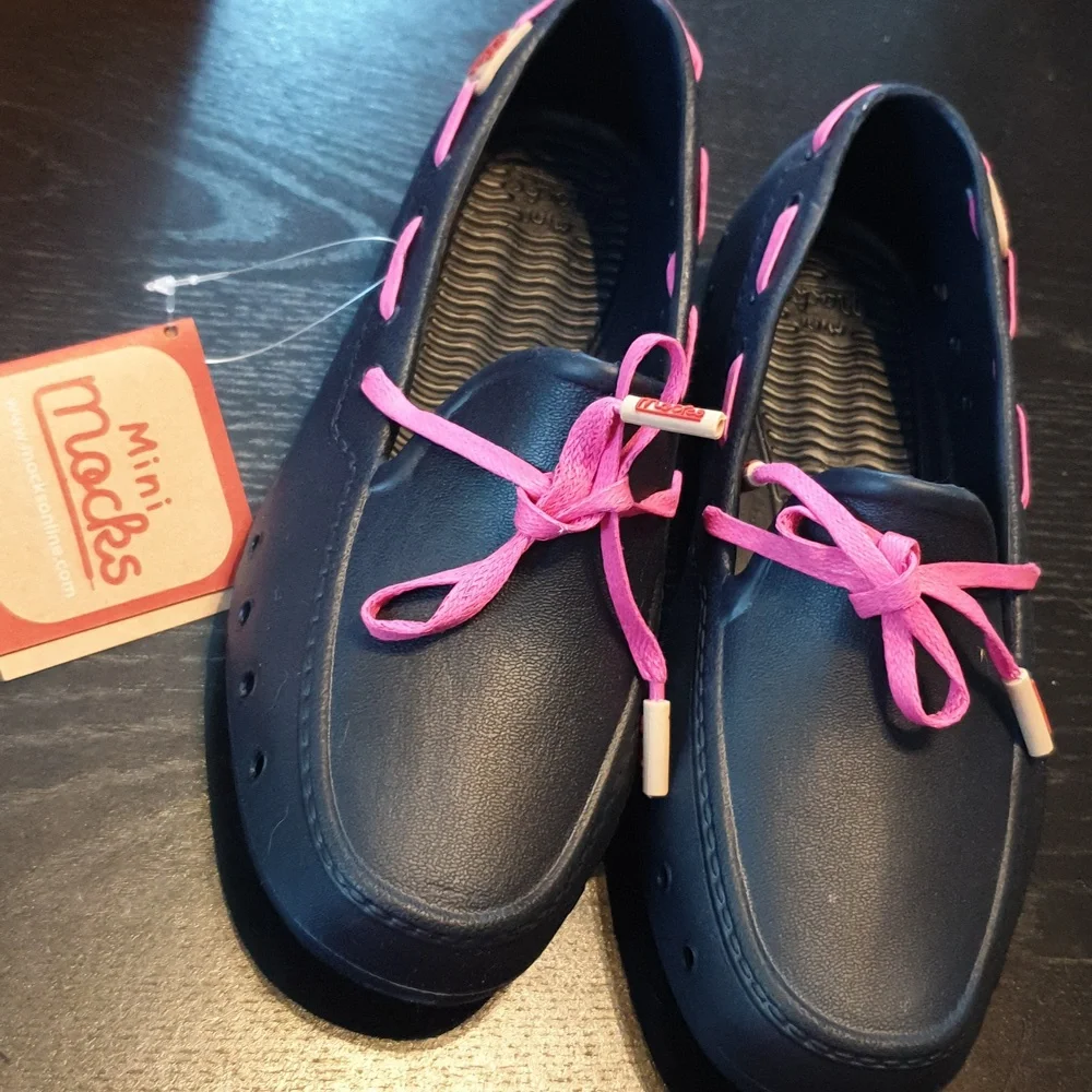 NWT Kids town & beach mocassins water shoes (plastic, drain holes) junior size 3 - Picture 5 of 14